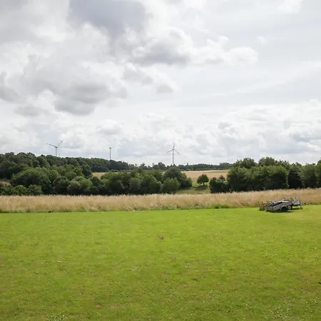 公寓 Lovely In Moerz With Garden & Balcony *