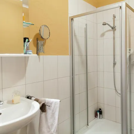 公寓 Lovely In Moerz With Garden & Balcony *