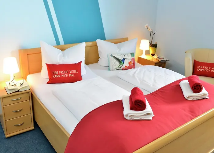 Lovely In Moerz With Garden & Balcony Apartament *